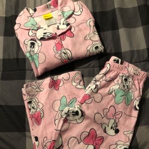 Girls Minnie Mouse pjs